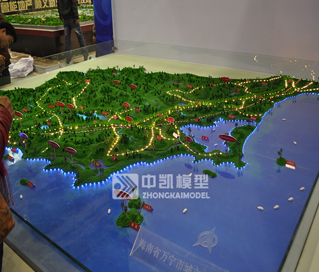 海南萬甯市地形